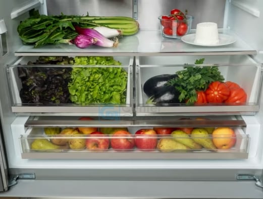 Interior do refrigerador Bertazzoni Master French Door
