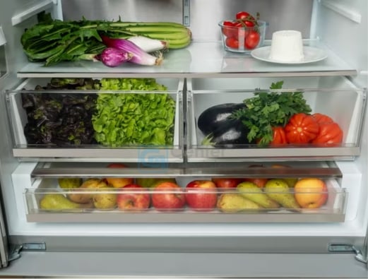 Interior do refrigerador Bertazzoni Heritage French Door
