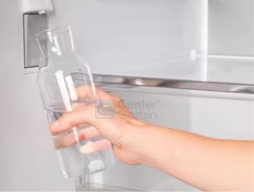 Dispenser interno de &aacute;gua do refrigerador Bertazzoni