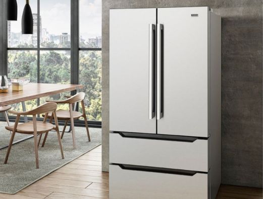 Refrigerador Tecno com design em inox embutível