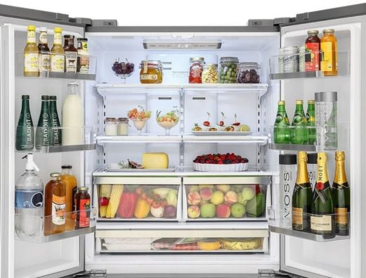 Refrigerador Tecno Professional com 636 litros de capacidade